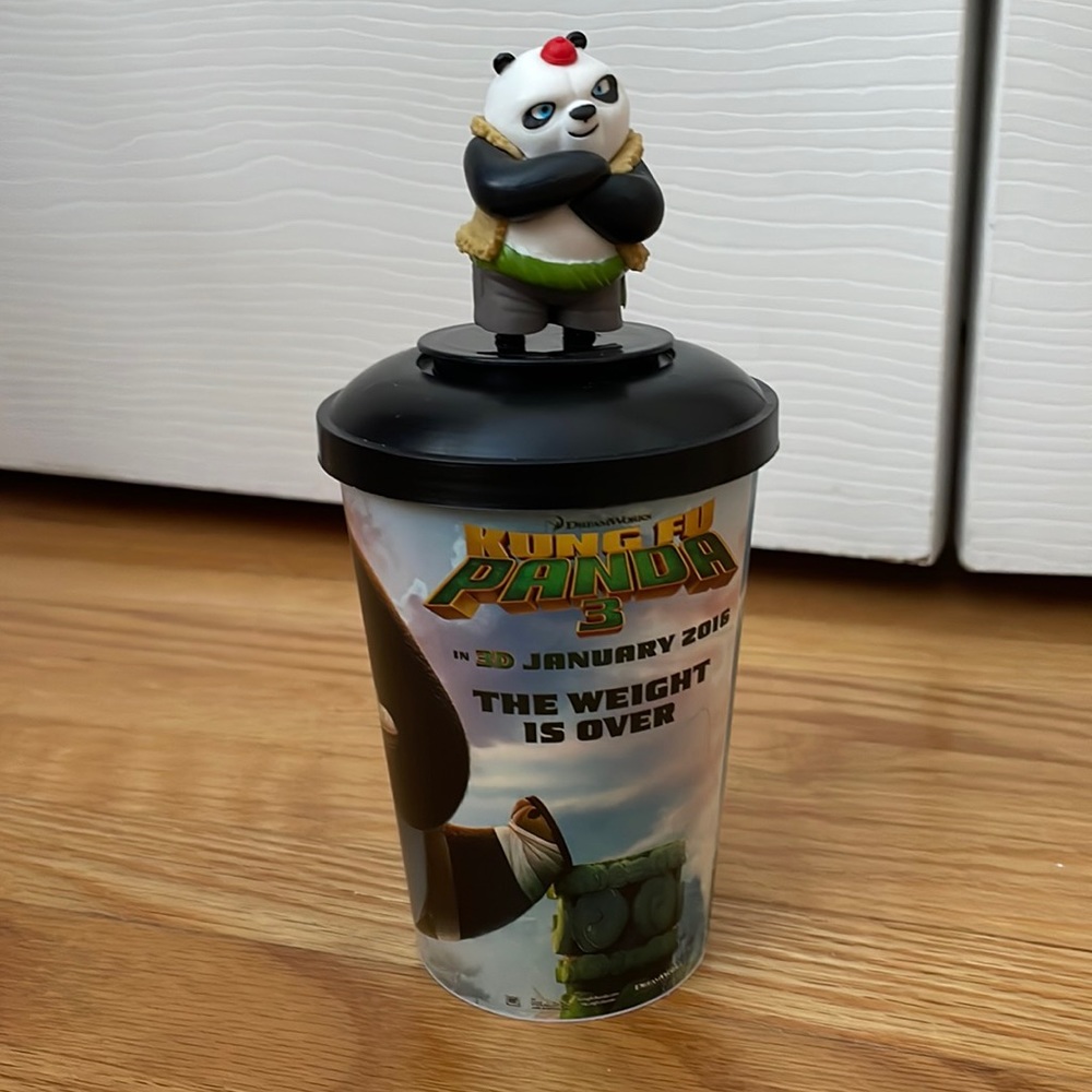 Collectible Kung Fu Panda 3 Cinema Cup and Figure Topper